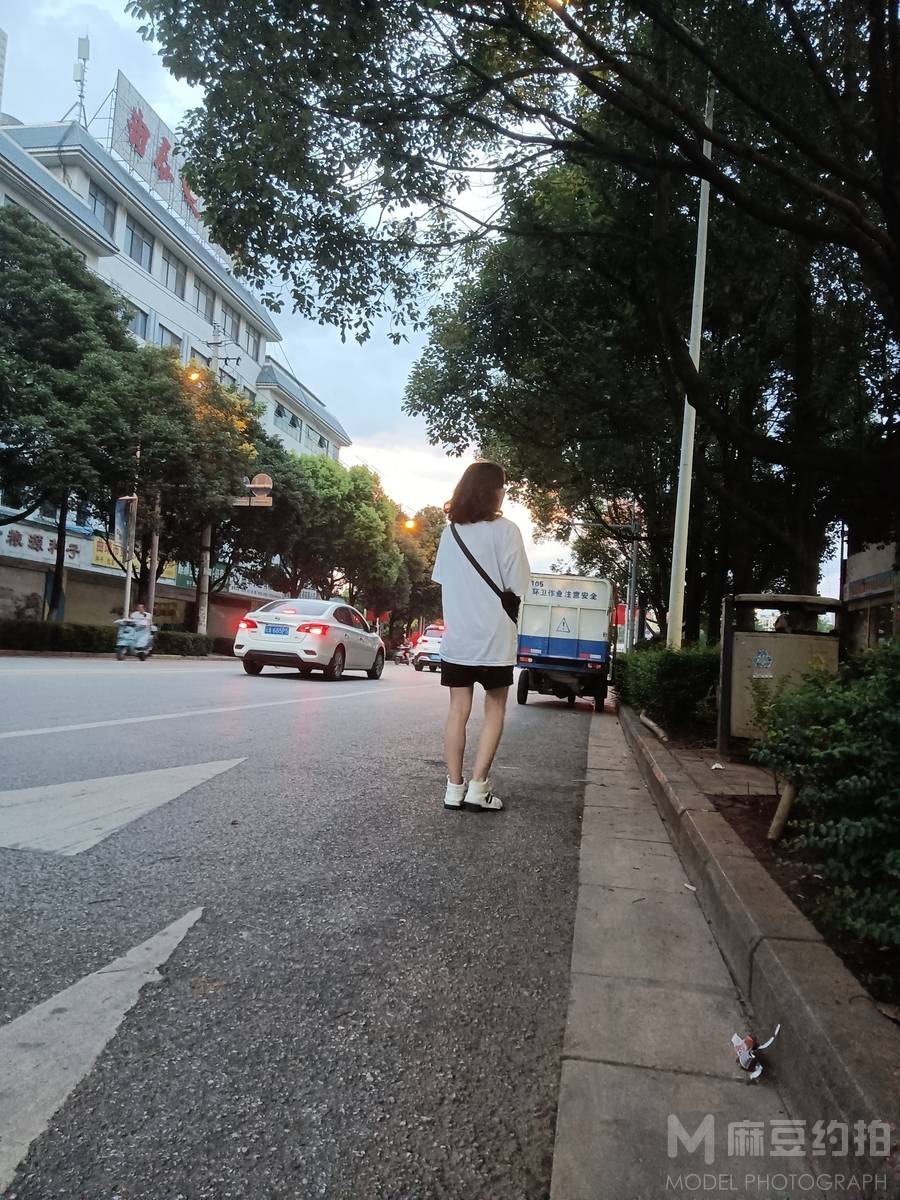 胶片模特