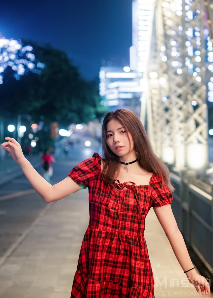 夜景模特