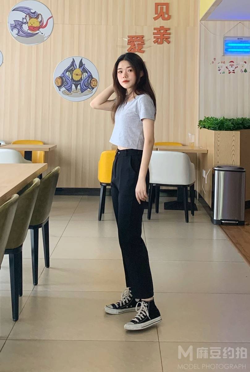 校园模特