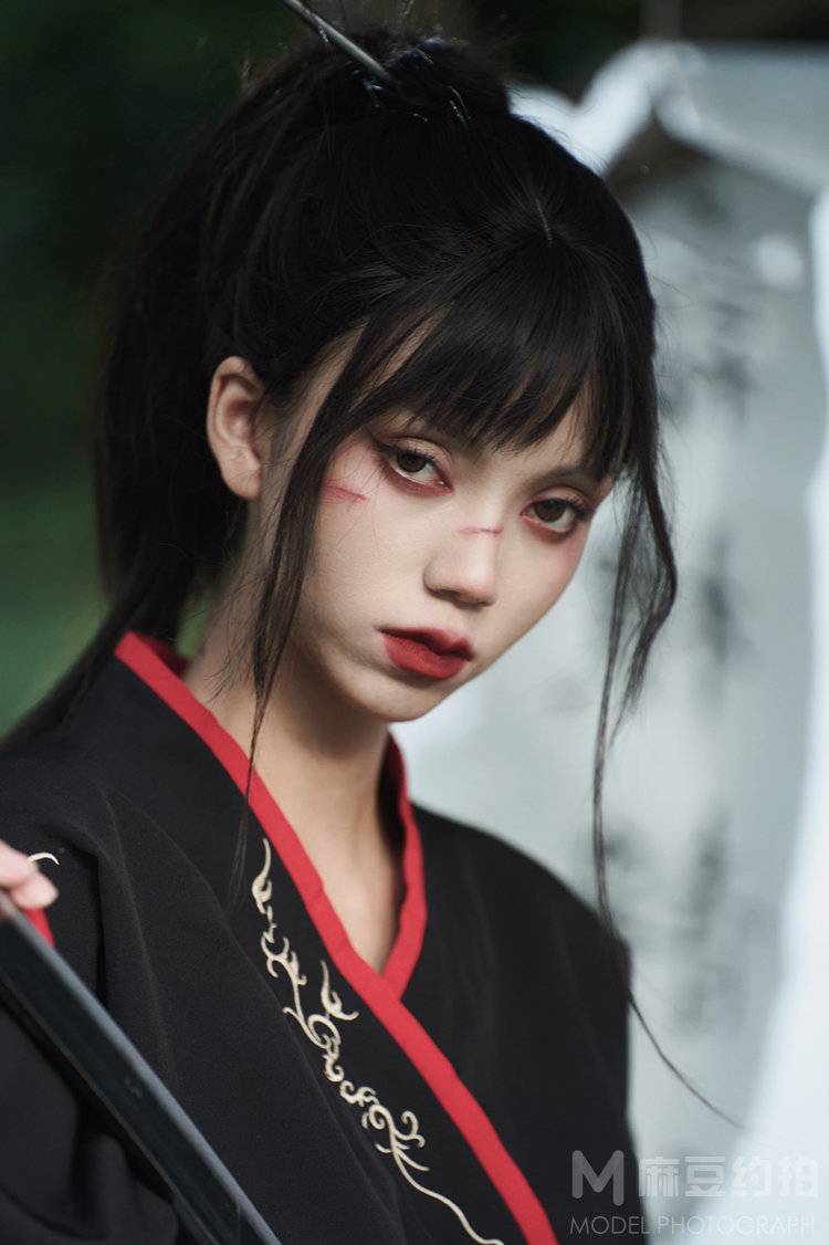 情绪模特