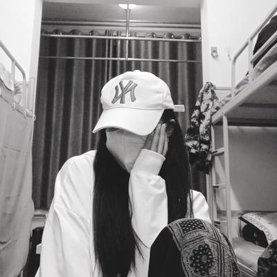 黑白模特