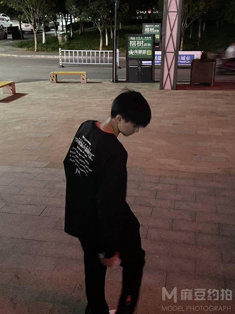 夜景模特