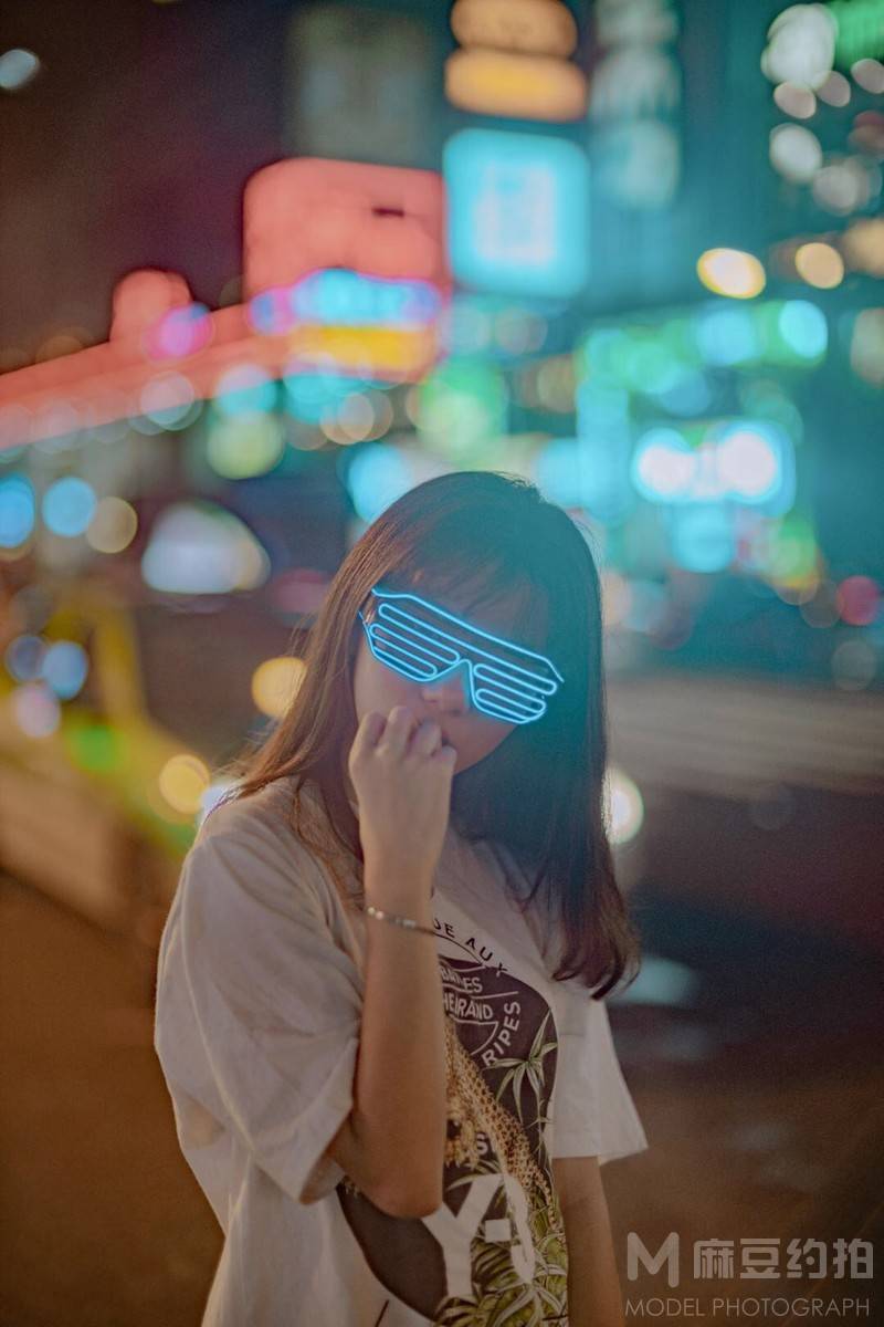 夜景模特