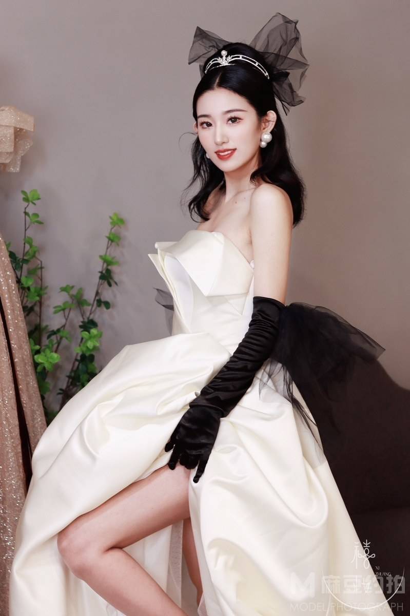 胶片模特