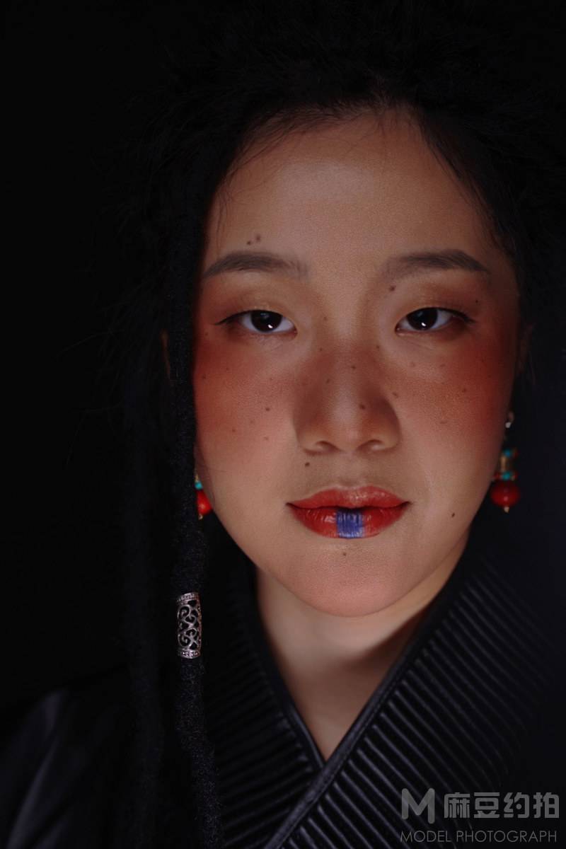 妆容模特
