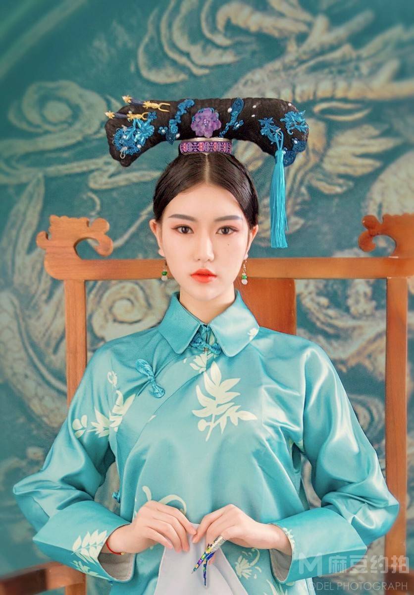 妆容模特