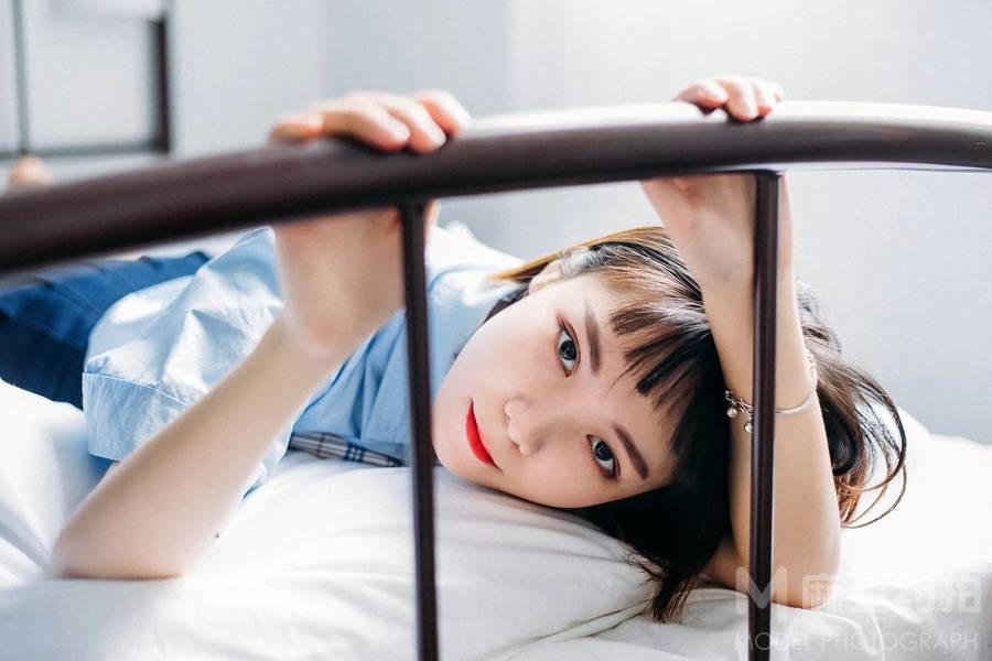 胶片模特
