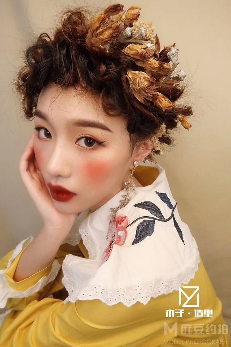 清新模特