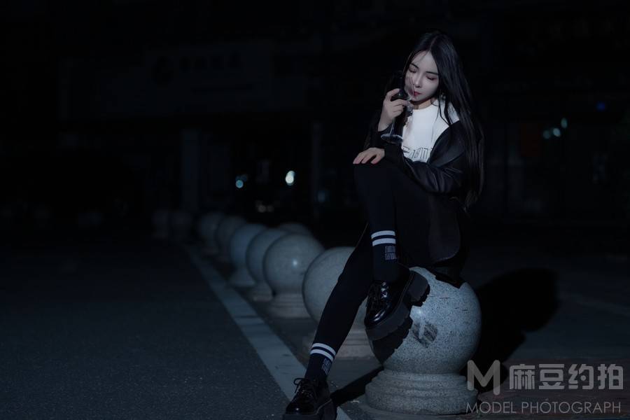 夜景模特