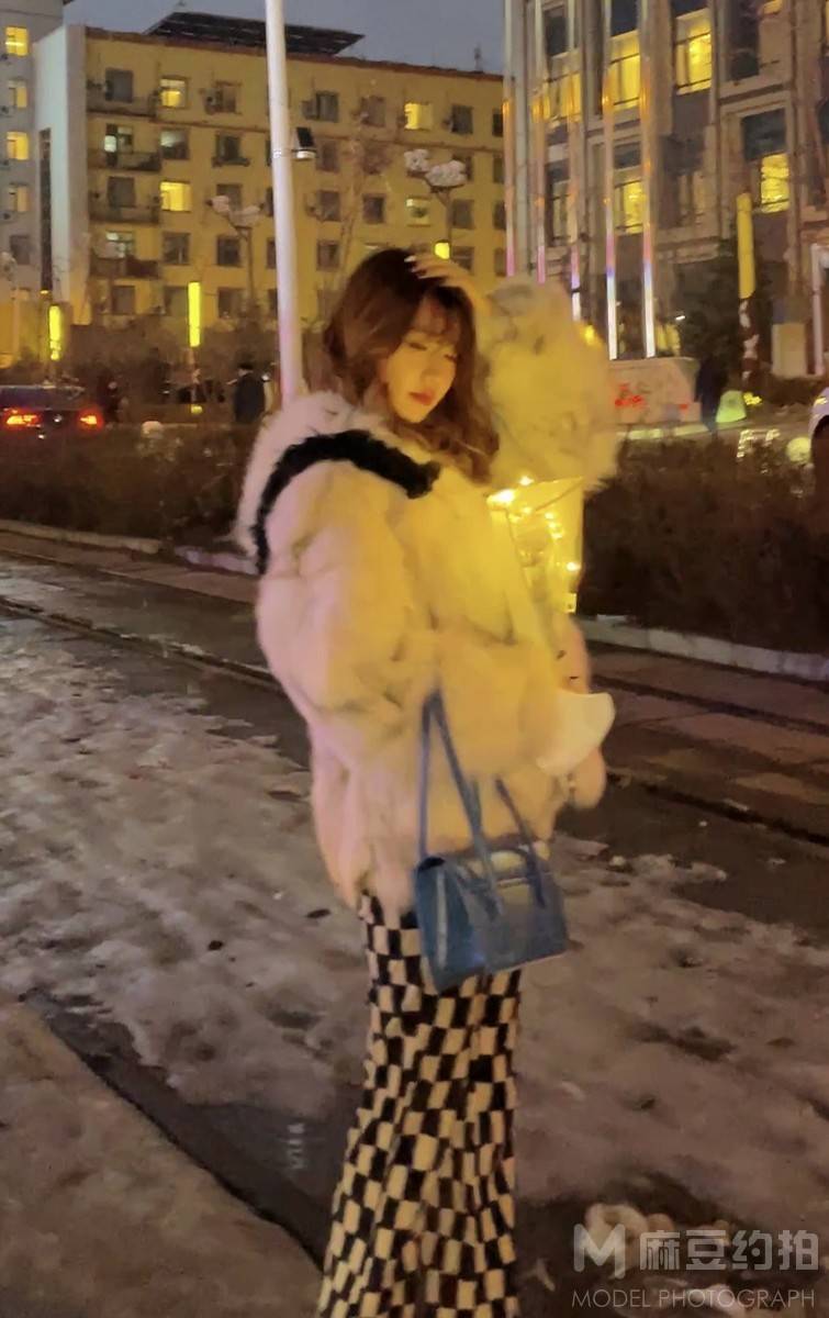 夜景模特