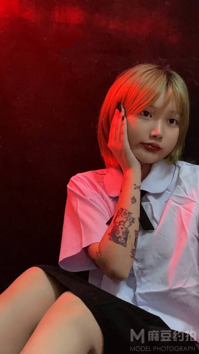 暗黑模特