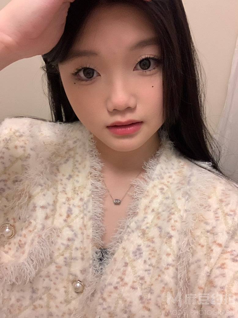 胶片模特