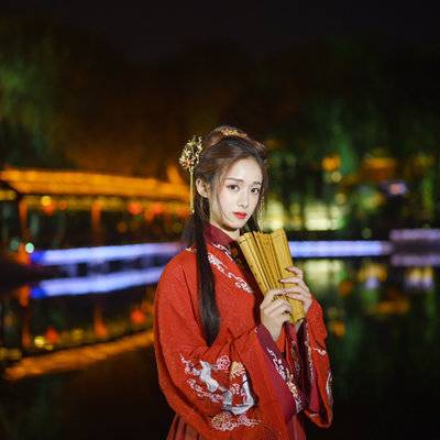 汉服模特