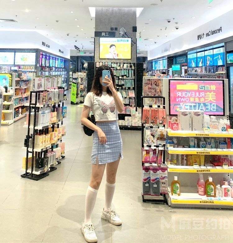 暗黑模特