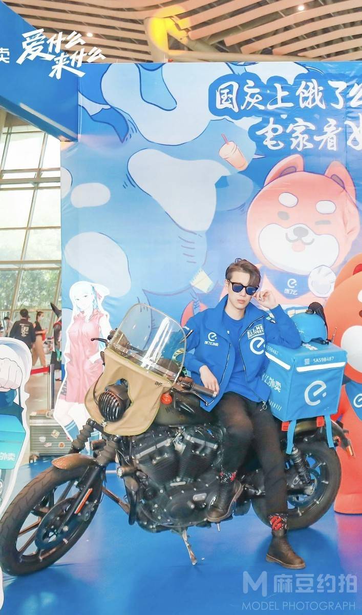 情侣模特