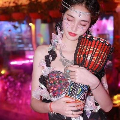 妆容模特