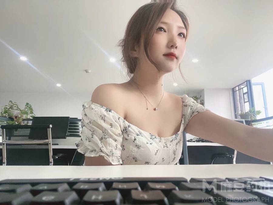 孕照模特