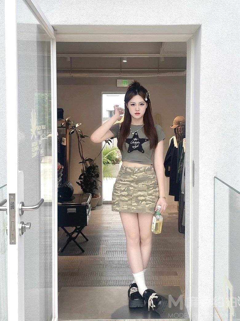 少女模特