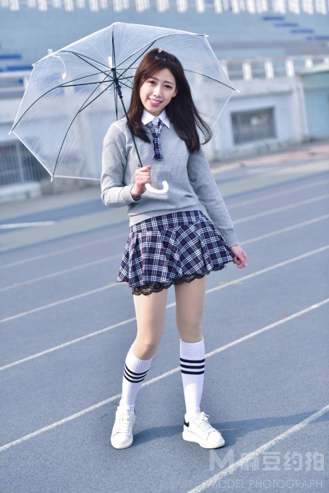 校园模特