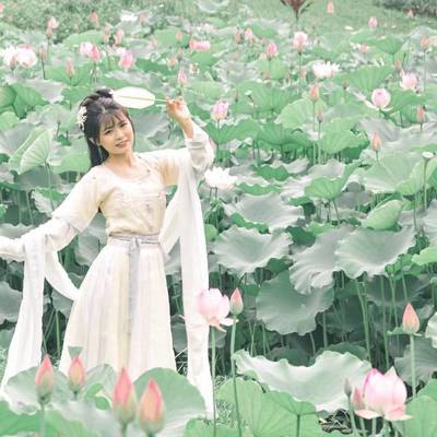 汉服模特