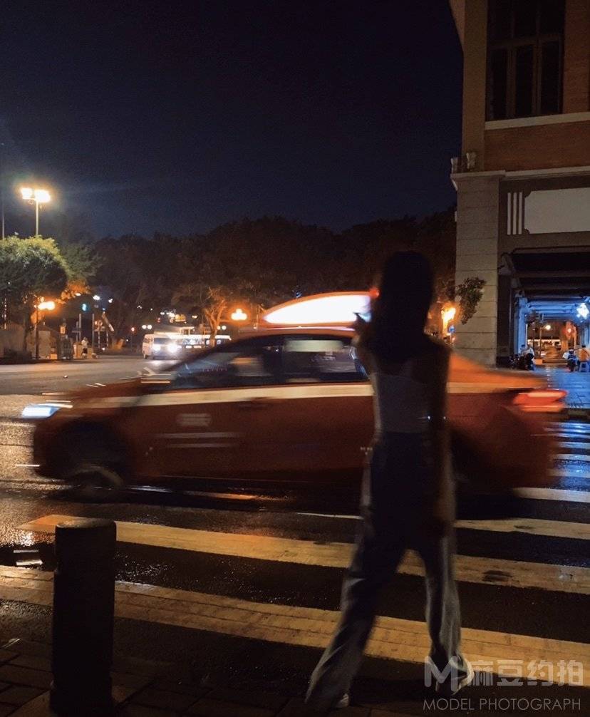 夜景模特