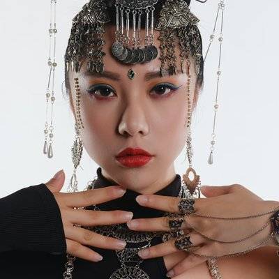 妆容模特
