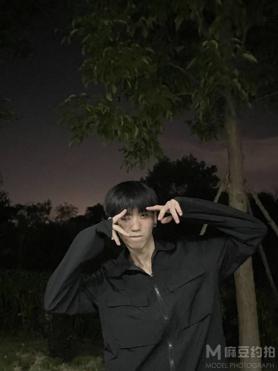 暗黑模特