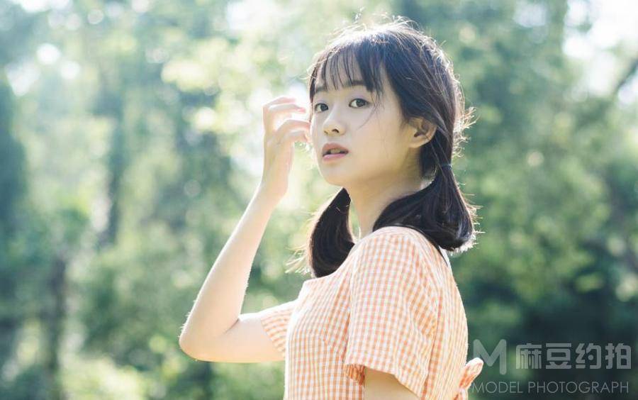 校园模特
