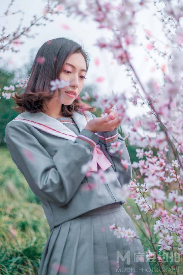 校园模特