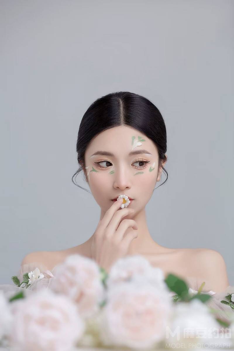 清新模特