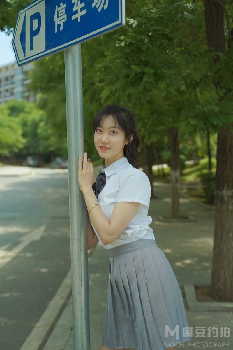 校园模特