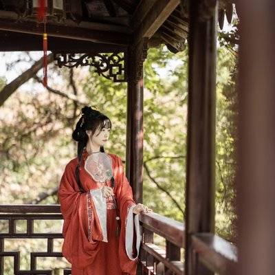汉服模特