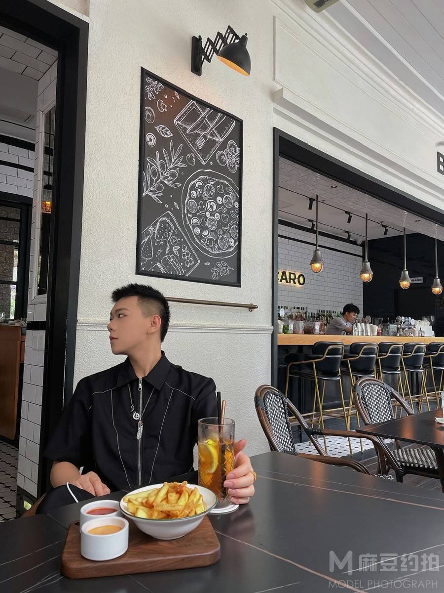 暗黑模特