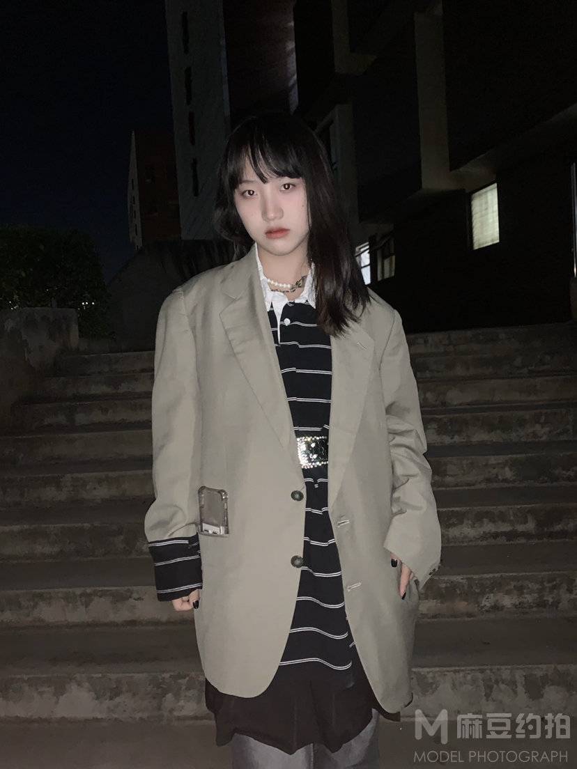 校园模特