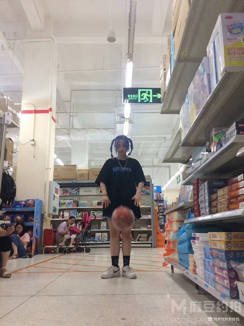 暗黑模特