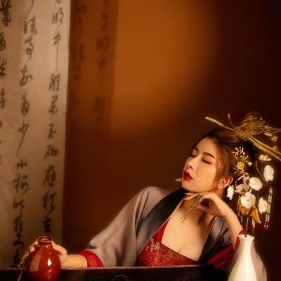 汉服模特