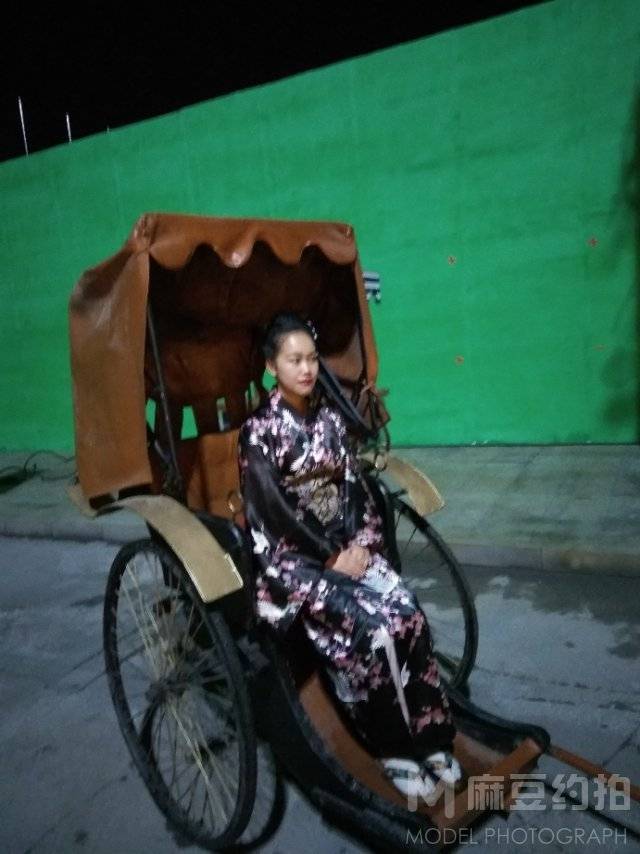 妆容模特