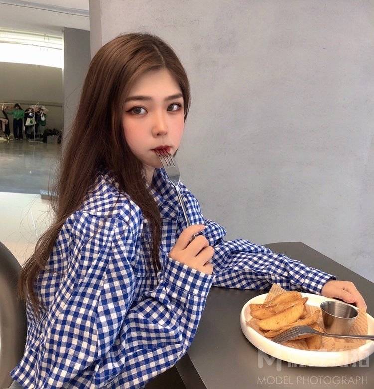 少女模特