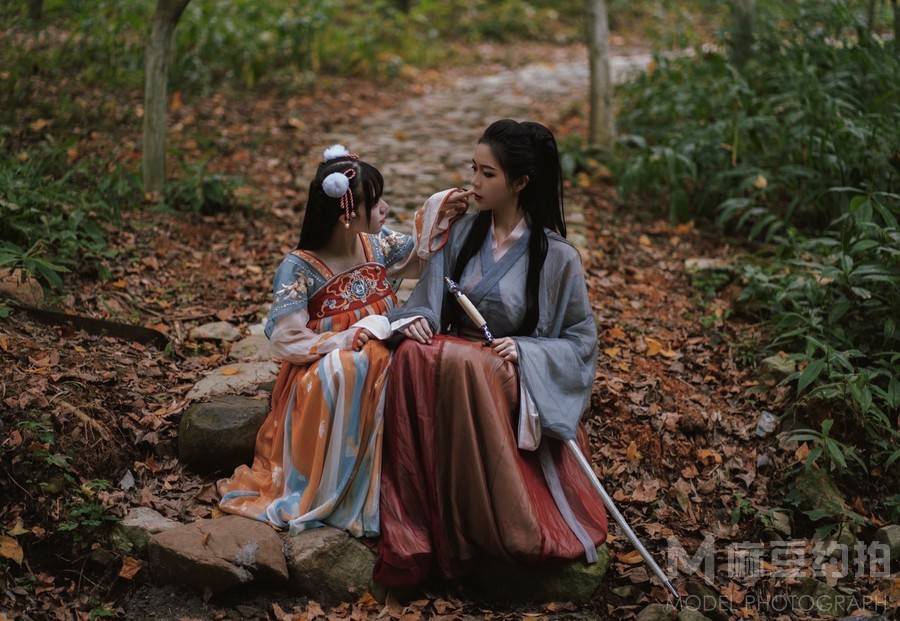 汉服模特