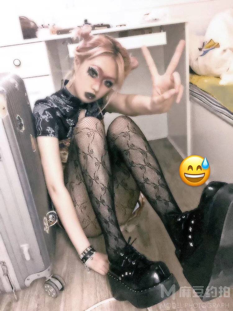 暗黑模特