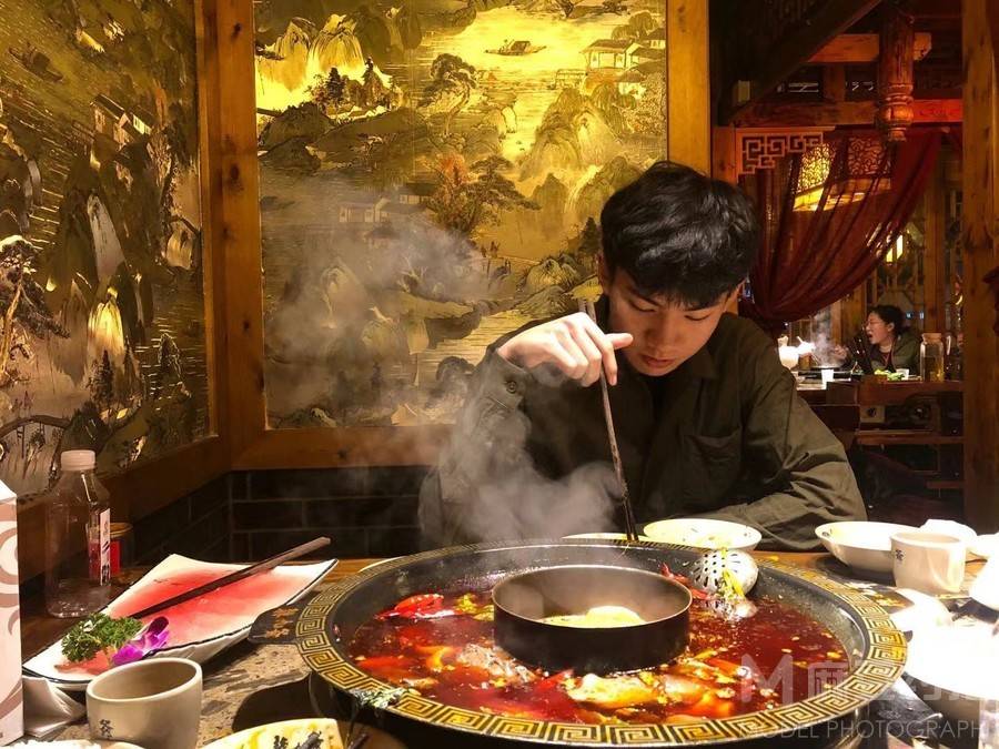 纪实模特