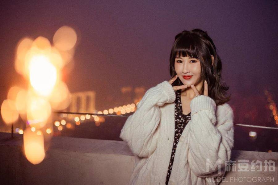夜景模特