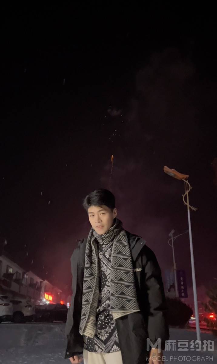 夜景模特