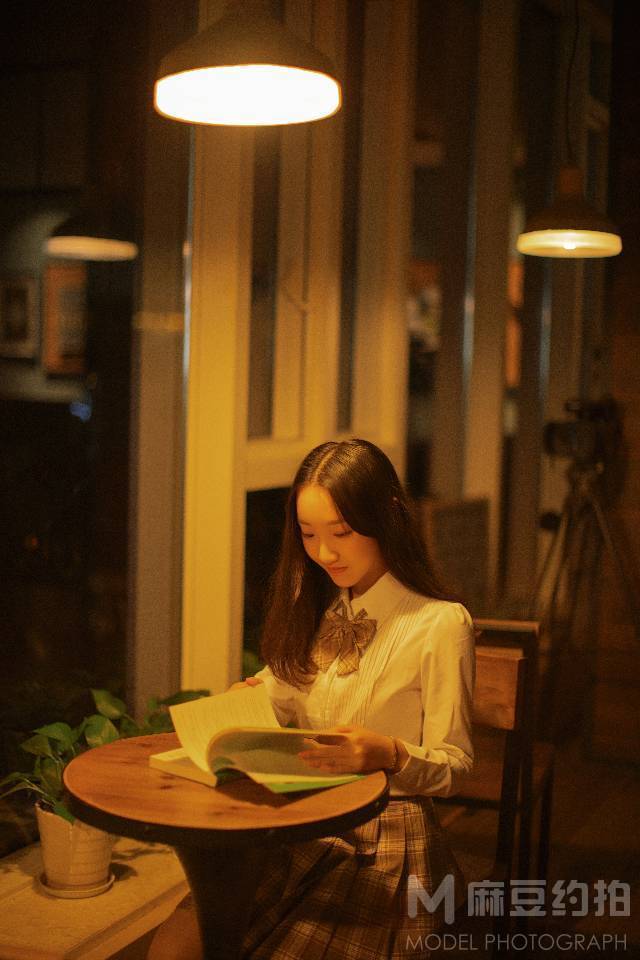校园模特