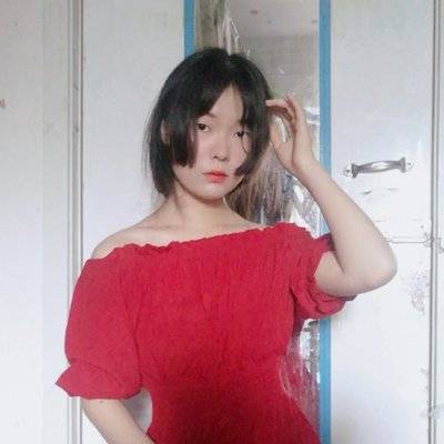黑白模特