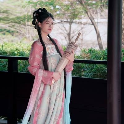 汉服模特