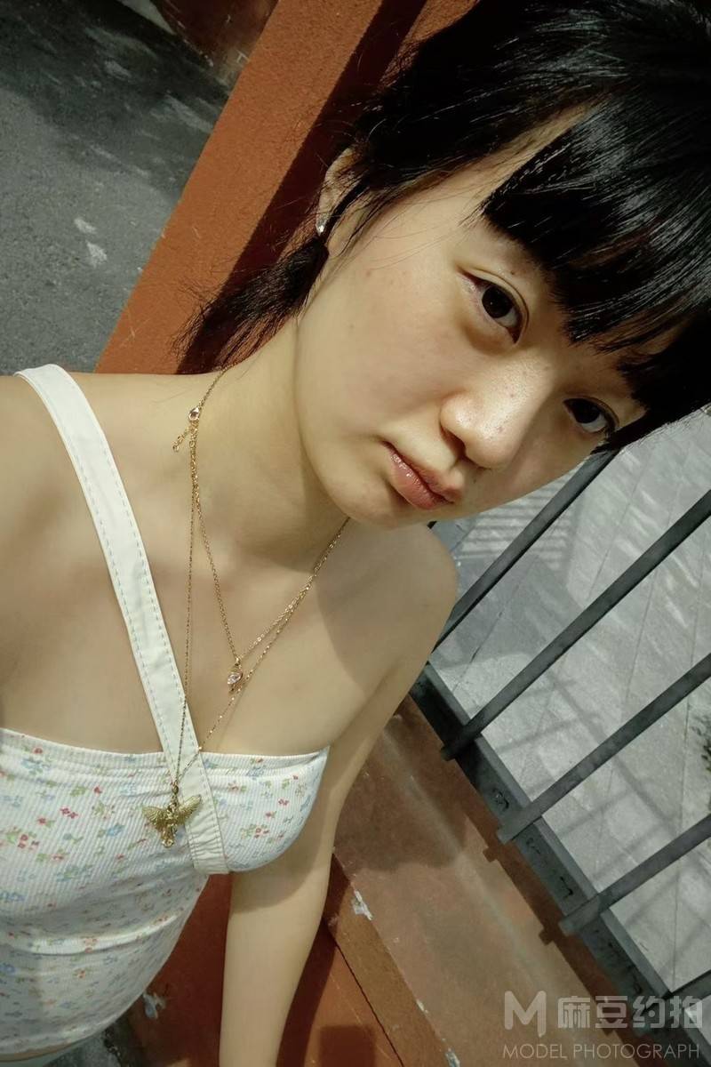 宝丽来模特