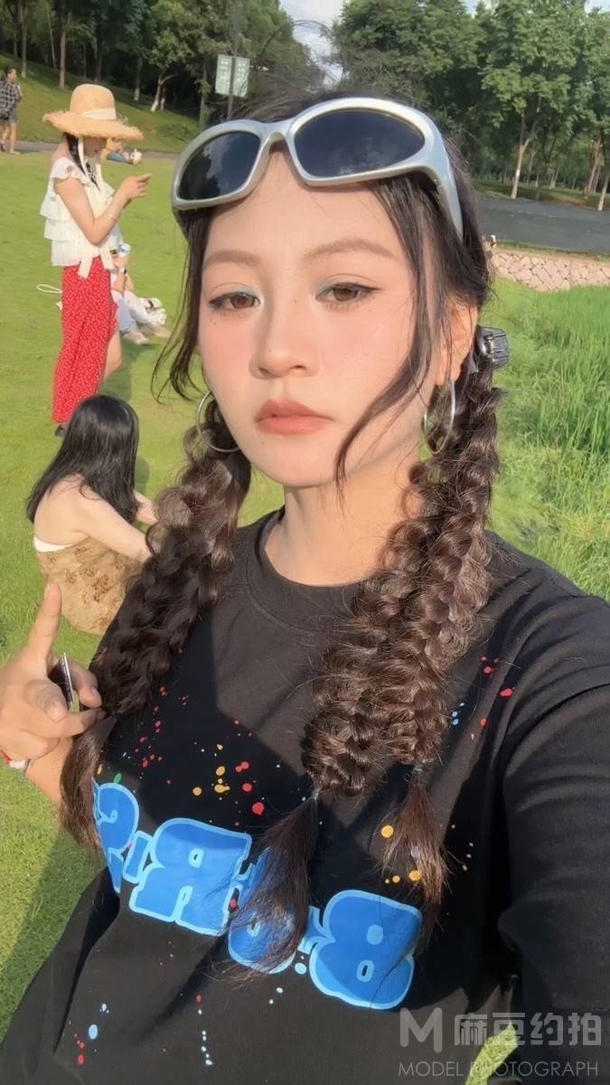 妆容模特