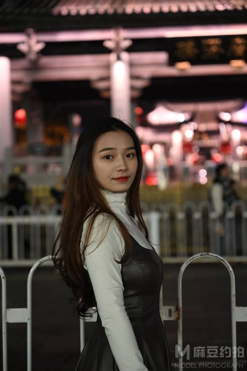 夜景模特