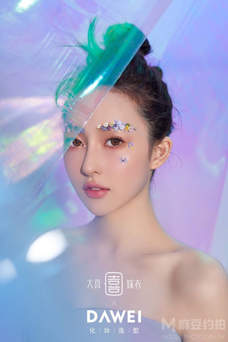 妆容模特